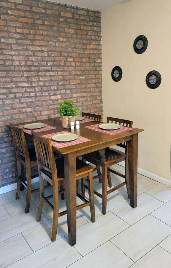 Bright & Cozy East Williamsburg 2 Bedroom New York Ngoại thất bức ảnh